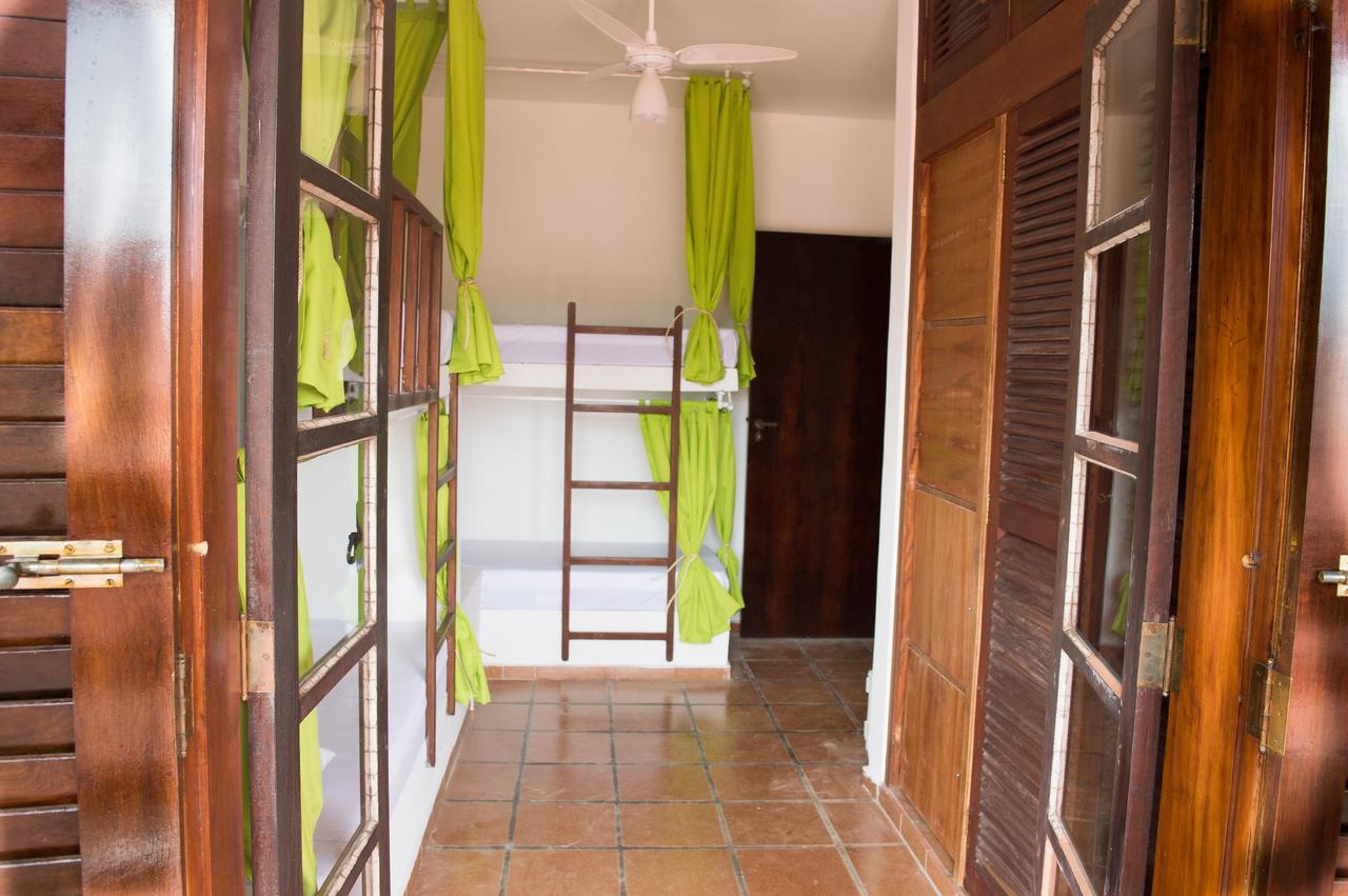 Santo Quintal Hostel Ubatuba Esterno foto
