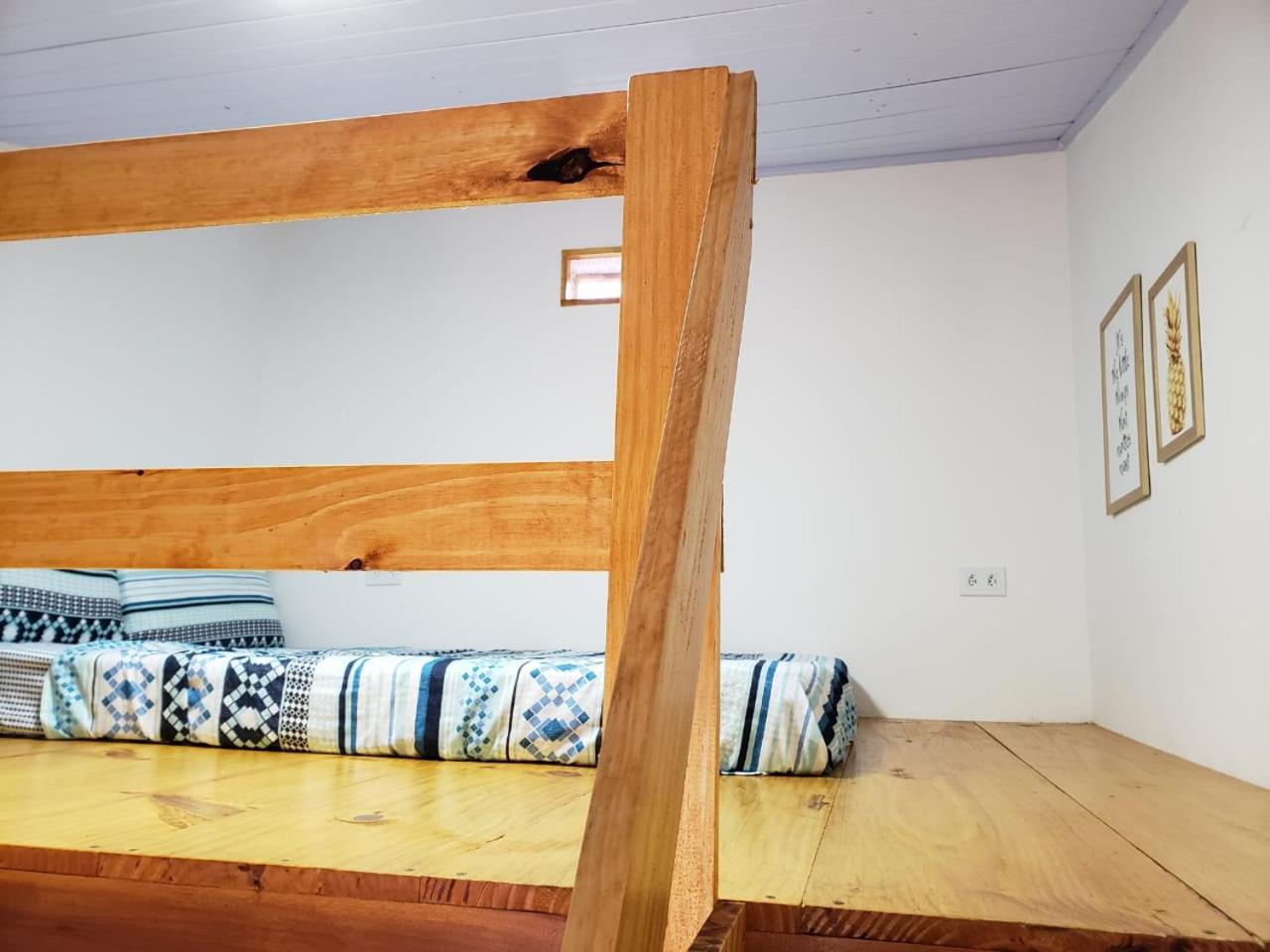 Santo Quintal Hostel Ubatuba Esterno foto