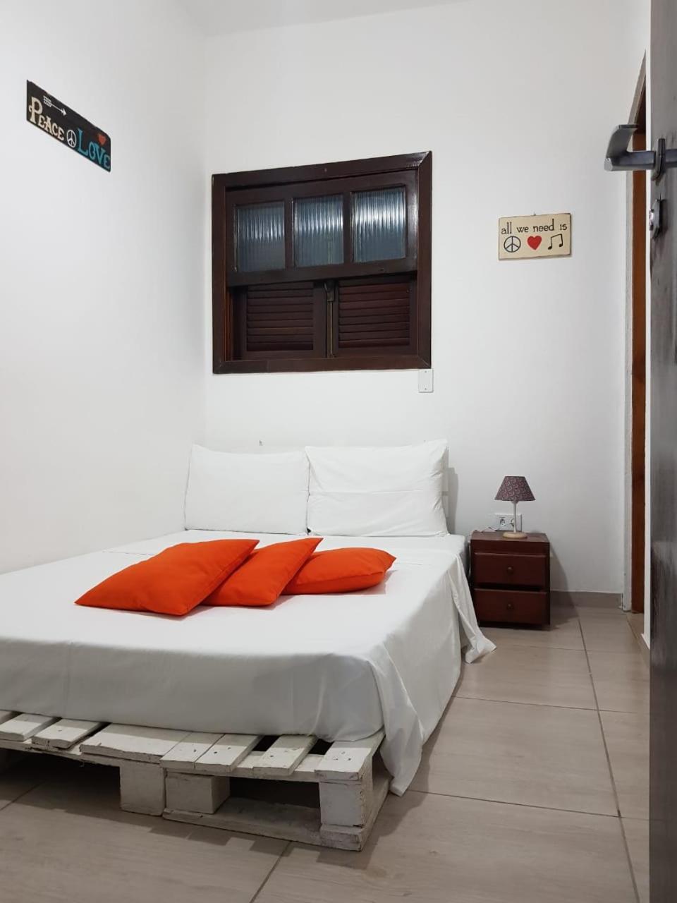 Santo Quintal Hostel Ubatuba Esterno foto