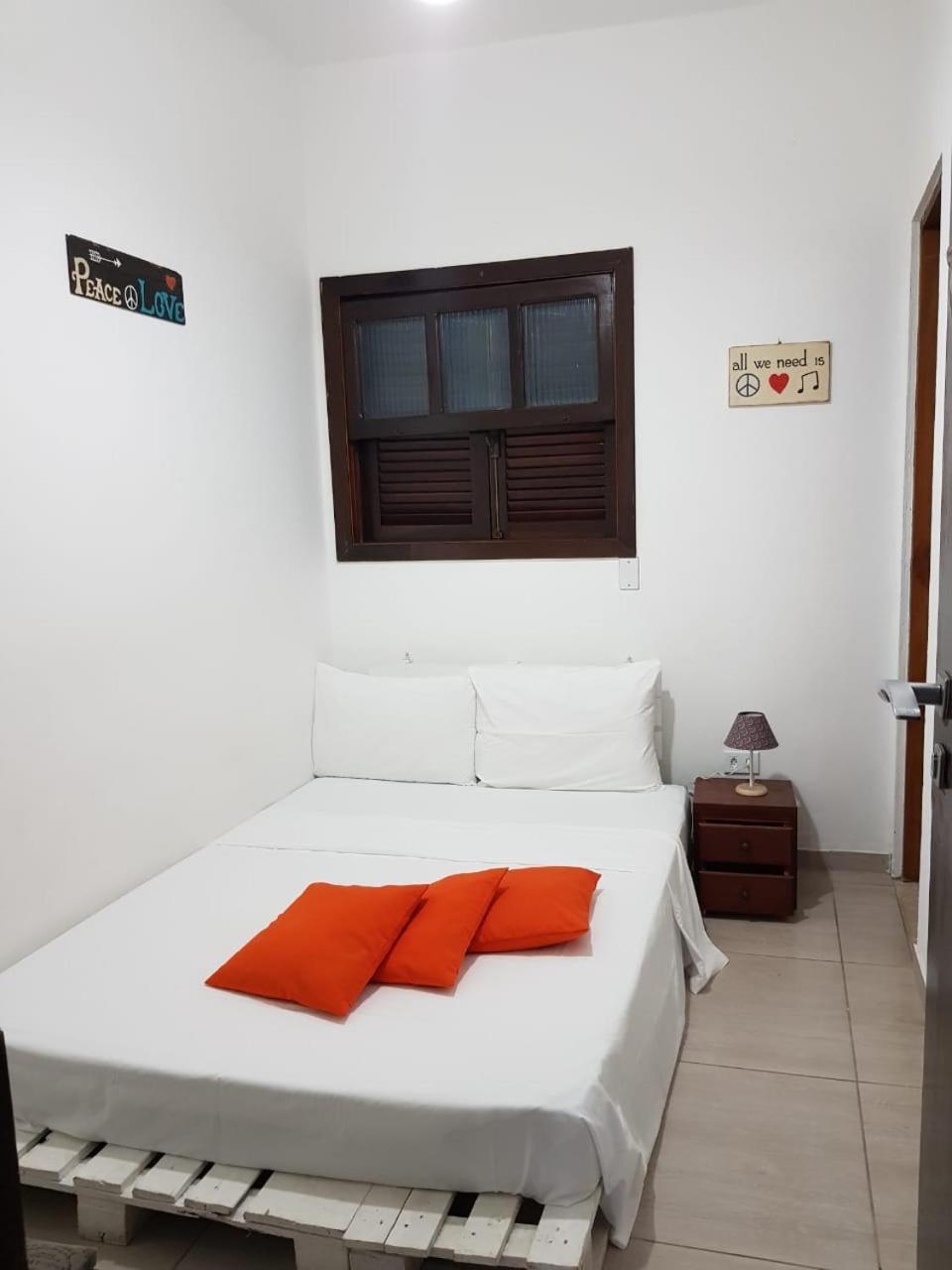 Santo Quintal Hostel Ubatuba Esterno foto